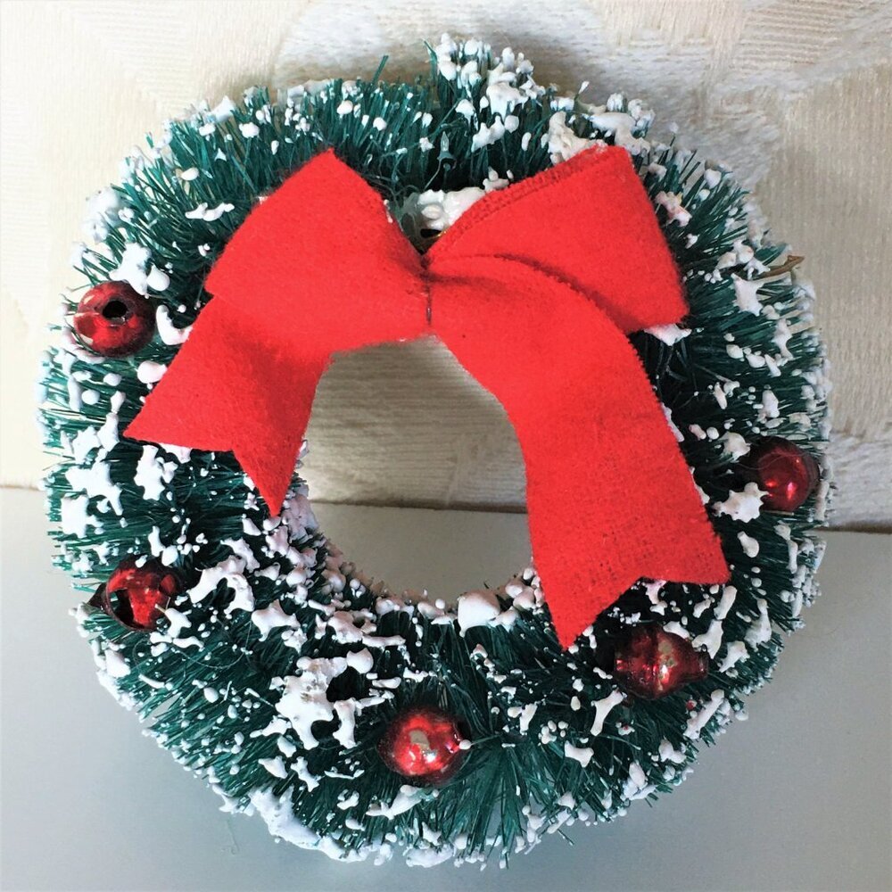 4) HOLIDAY ORNAMENTS - RARE VINTAGE! - Picture 7 of 15